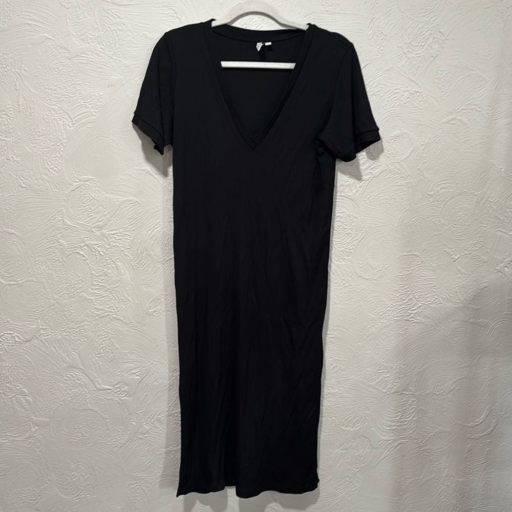& Other Stories Dress Size 8 Black Ribbed V Neck Midi 90s